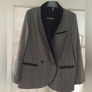 Free People plaid blazer, velvet on collar and pockets, XS but fits to medium